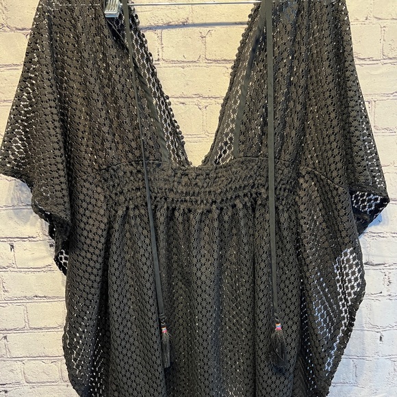 Black cover-up one size fits most - Picture 3 of 7